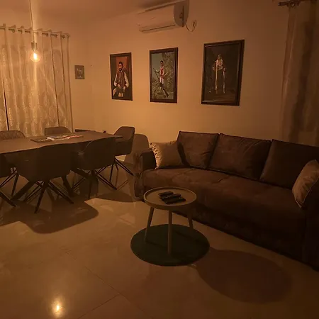 Wolf Villa *